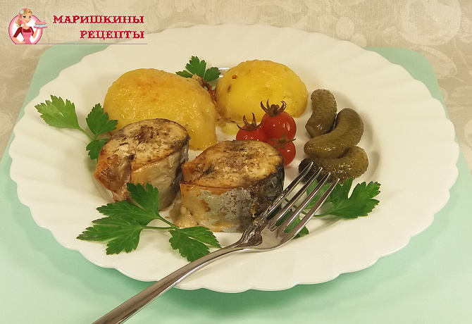 Скумбрия с картошкой и сыром в духовке