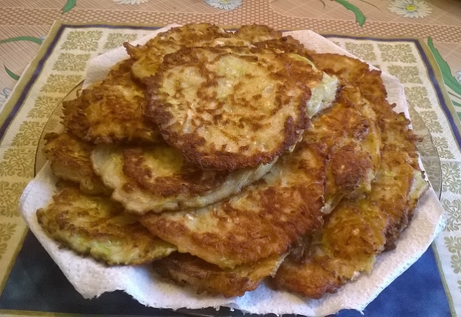 овощные оладьи из кабачков