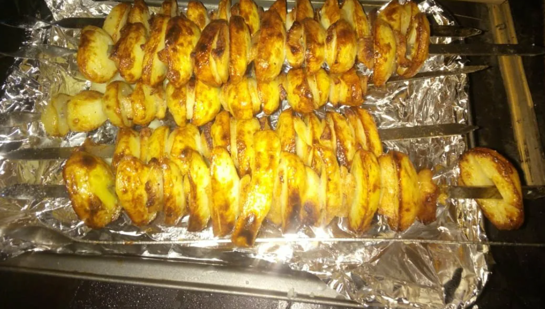 kartoshka-s-salom-na-mangale-1